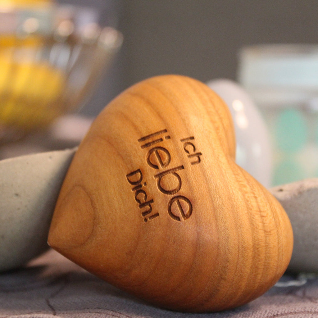 Thankgoods wooden heart I love you-1