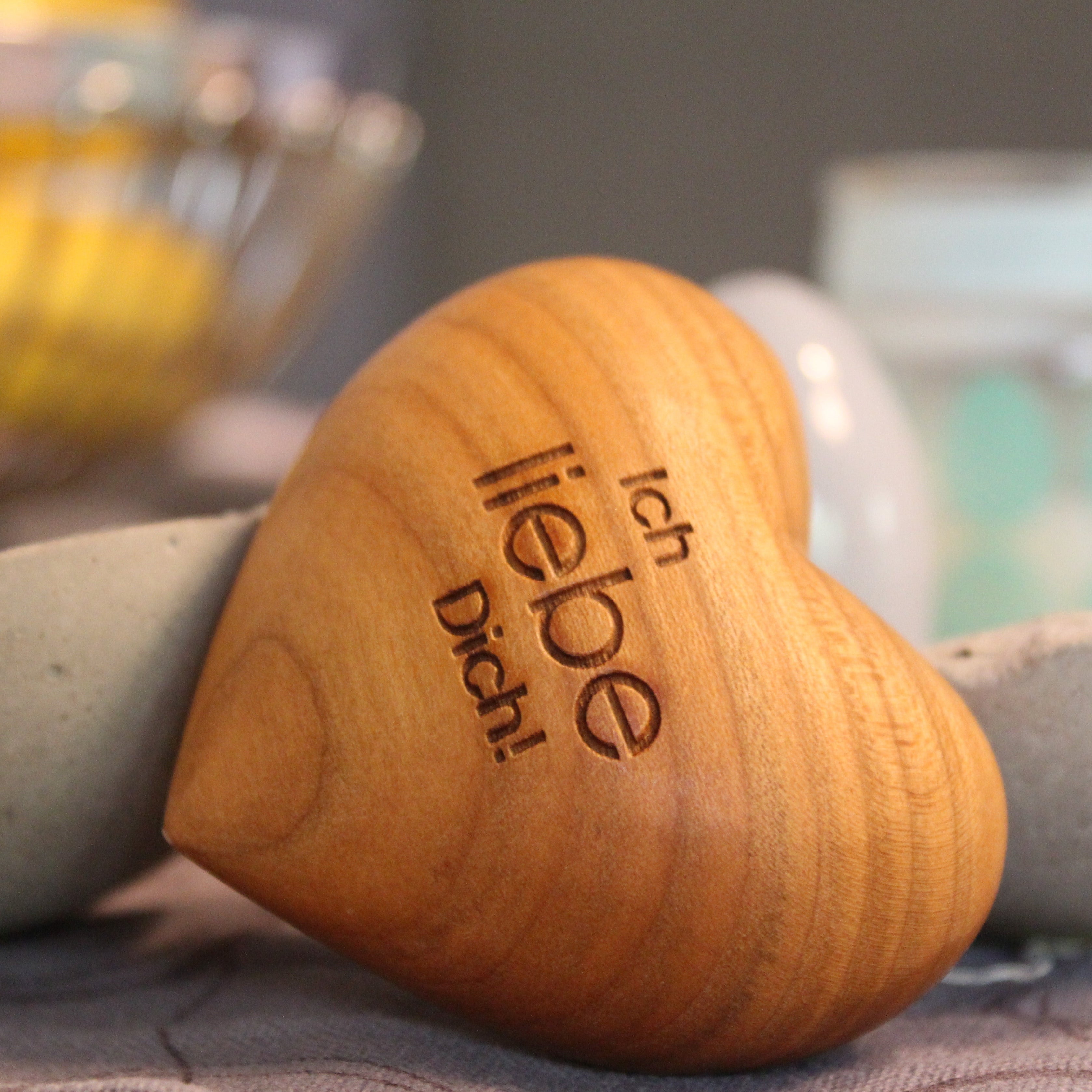 Thankgoods wooden heart I love you-1