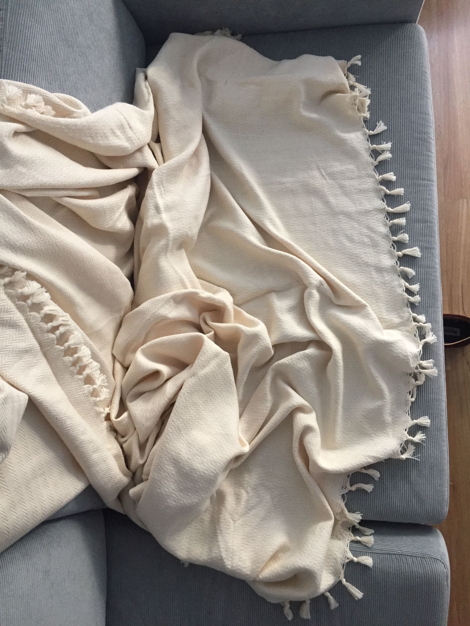 👉 Handgewebte Decke „Göreme“ – stilvoll & traditionell gefertigt 🧵✨
