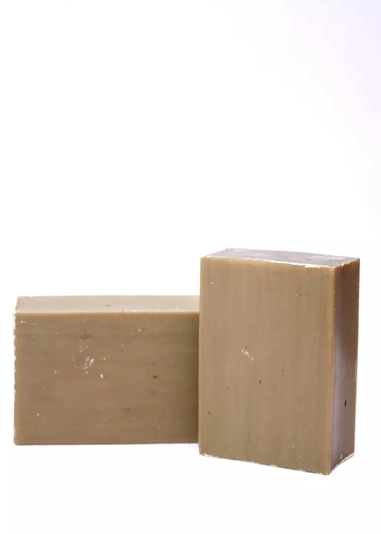 ➡️ LAUR Modern – Aleppo-Naturseife mit 5 % Lorbeeröl / ca. 100 g