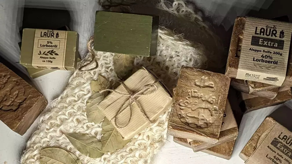 ➡️ LAUR Modern – Aleppo-Naturseife mit 5 % Lorbeeröl / ca. 100 g